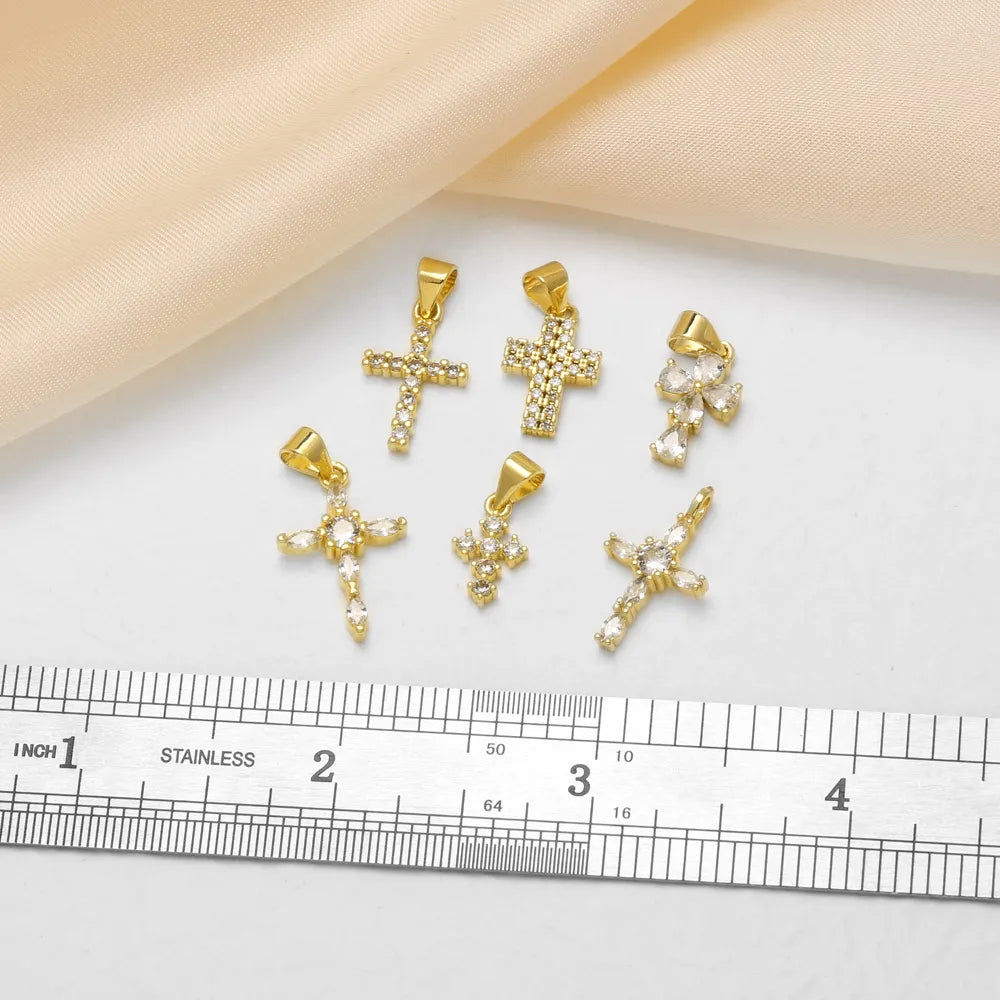 18K Gold Plated Mini Zircon Cross Pendant Charms for Religious Jewelry Wholesale chma646